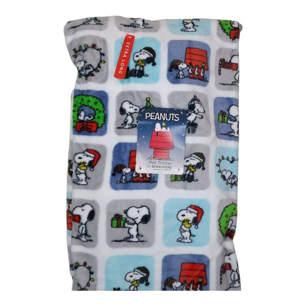 Peanuts Snoopy Cartoon Plush Pet Throw Blanket 60" X 70" By Berkshire Christmas